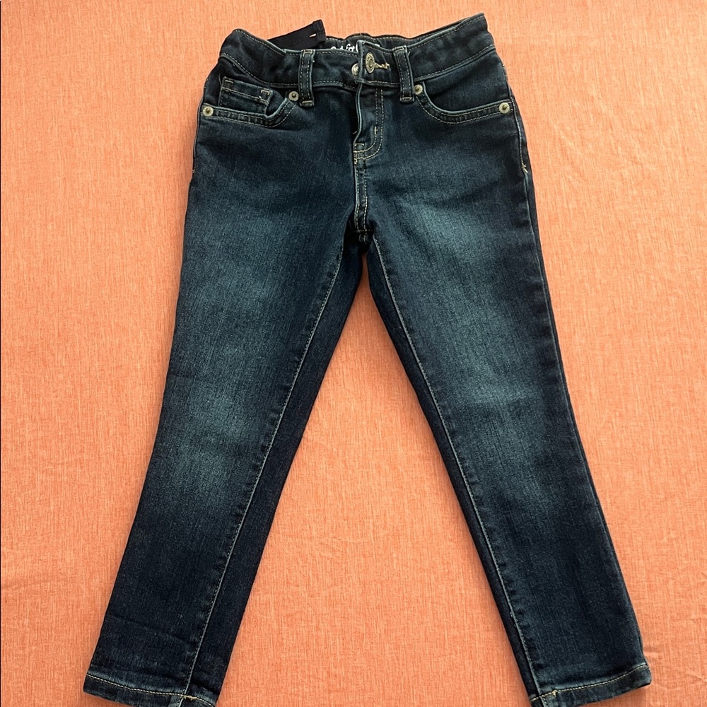 Dark Wash Cat&Jack Girls Jeans.
